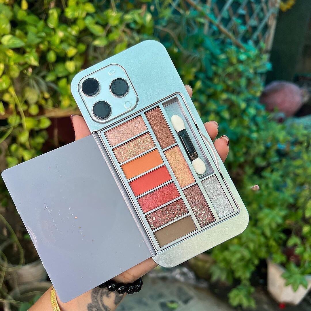 Phone Shape Matte & Shimmer Eyeshadow Palette